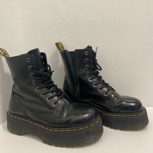 Dr. Marten Jadon Smooth Leather Platform Boots